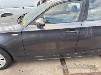 BMW 1-serie 1 serie (E87/87N), Hatchback 5-drs, 2003 / 2012 120i 16V picture 10