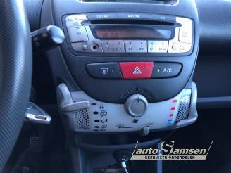 Toyota Aygo Aygo (B10), Hatchback, 2005 / 2014 1.0 12V VVT-i picture 12