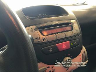 Toyota Aygo Aygo (B10), Hatchback, 2005 / 2014 1.0 12V VVT-i picture 14