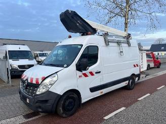 Schade bestelwagen Renault Master 2.3 DCI 96KW L2H2 KLUBB  HOOGWERKER 2018/6