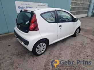 Purkuautot passenger cars Peugeot 107 107, Hatchback, 2005 / 2014 1.0 12V 2013/8