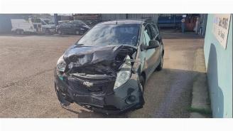 Chevrolet Spark Spark (M300), Hatchback, 2010 1.0 16V Bifuel picture 2