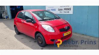 Uttjänta bilar auto Toyota Yaris Yaris II (P9), Hatchback, 2005 / 2014 1.0 12V VVT-i 2009/2