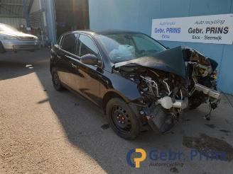 Salvage car Peugeot 308 308 (L3/L8/LB/LH/LP), Hatchback 5-drs, 2013 / 2021 1.6 BlueHDi 120 2015/4