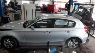 BMW 1-serie 1 serie (E87/87N), Hatchback 5-drs, 2003 / 2012 118i 16V picture 3