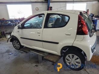rozbiórka samochody osobowe Peugeot 107 107, Hatchback, 2005 / 2014 1.0 12V 2012/11