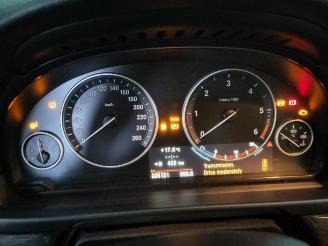BMW 5-serie 5 serie (F10), Sedan, 2009 / 2016 525d xDrive 16V picture 6