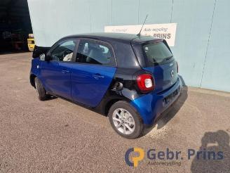 rozbiórka samochody osobowe Smart Forfour Forfour (453), Hatchback 5-drs, 2014 1.0 12V 2015/9