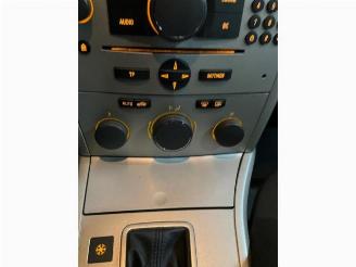 Opel Astra Astra H (L48), Hatchback 5-drs, 2004 / 2014 1.8 16V picture 6