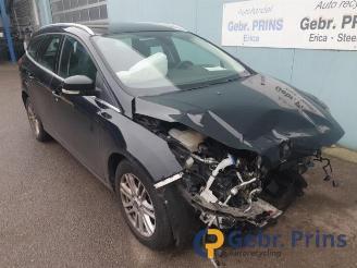 Salvage car Ford Focus Focus 3 Wagon, Combi, 2010 / 2020 1.0 Ti-VCT EcoBoost 12V 125 2013/10