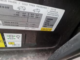 Peugeot 308 308 (L3/L8/LB/LH/LP), Hatchback 5-drs, 2013 / 2021 1.6 BlueHDi 120 picture 6
