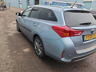 Toyota Auris Auris Touring Sports (E18), Combi, 2013 / 2018 1.8 16V Hybrid picture 3