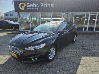 Coche accidentado Ford Mondeo 1.0 EcoBoost 12V Combi/o  Benzine 998cc 92kW (125pk) FWD 2016/1