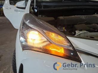 Toyota Yaris Yaris III (P13), Hatchback, 2010 / 2020 1.5 16V Hybrid picture 12