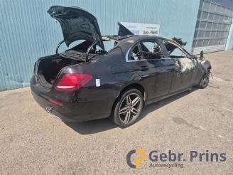 damaged passenger cars Mercedes E-klasse E (W213), Sedan, 2016 / 2023 E-220d 2.0 Turbo 16V 2019/2