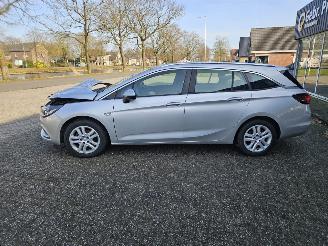 Opel Astra 1.6 CDTI 110 16V Combi/o  Diesel 1.598cc 81kW (110pk) FWD picture 5