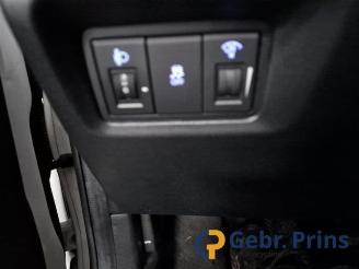 Hyundai I-20 i20, Hatchback, 2008 / 2015 1.1 CRDi VGT 12V picture 15