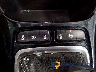 Opel Crossland Crossland (X), SUV, 2017 1.2 Turbo 12V picture 17