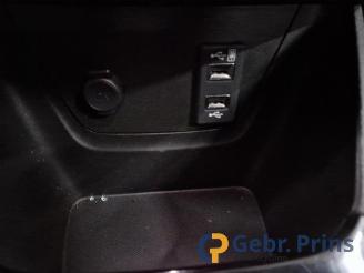 Opel Crossland Crossland (X), SUV, 2017 1.2 Turbo 12V picture 16