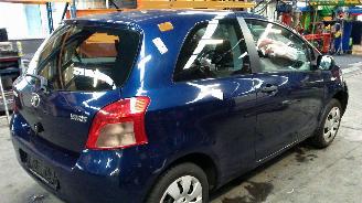 Toyota Yaris 1.0 12V picture 2