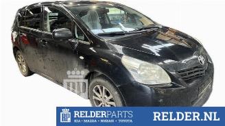 uszkodzony samochody osobowe Toyota Verso Verso, MPV, 2009 / 2018 1.6 16V VVT-i 2010/11