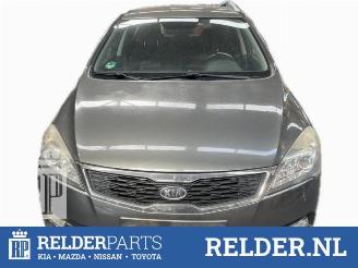 disassembly passenger cars Kia Cee d Cee'd Sporty Wagon (EDF), Combi, 2007 / 2012 1.4 16V 2010/1