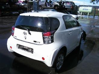 Toyota iQ 1.0 automaat picture 3