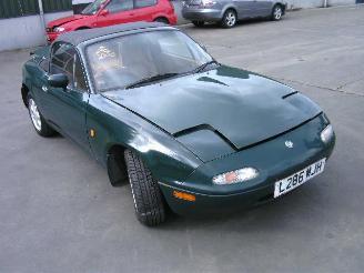 Mazda MX-5 1.6 16v automaat picture 4