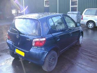 Toyota Yaris 1.3 16v picture 3