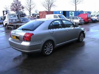 Toyota Avensis 1.8 16v picture 3