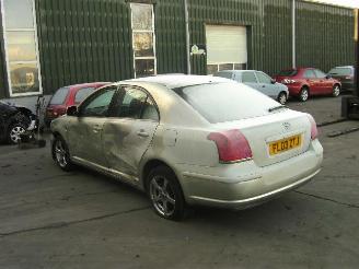 Toyota Avensis 2.0 d4-d picture 2