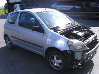 Toyota Yaris 1.0 16 v picture 4