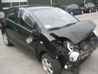 Toyota Yaris 1.3  16v picture 4