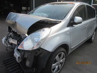 Nissan Note 1.6 16v AUTOMAAT picture 1