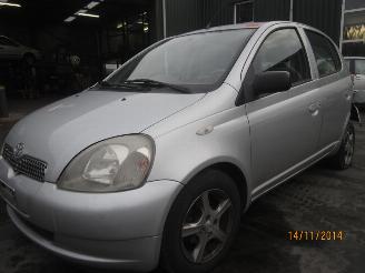 Toyota Yaris 1.3 16V picture 1