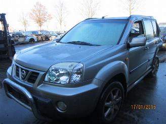 Nissan X-Trail 2.2 DCI picture 1