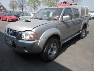 Nissan King cab 2.5 DCI picture 1