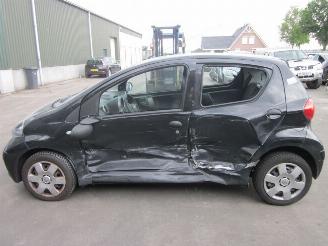Toyota Aygo  picture 2