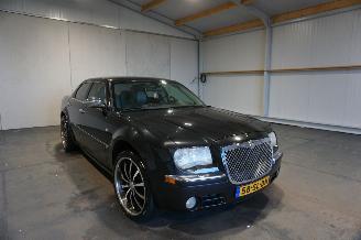 Chrysler 300 C 2.7V6 142kW Automaat Leder Airco picture 3