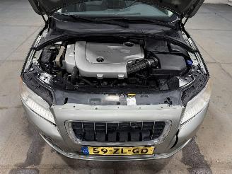 Volvo V-70 2.4 D5 136kW  Automaat Leder Kinetic picture 22