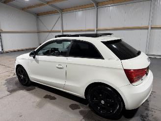 Audi A1 1.2TFSI 63kW Panoramadak S Edition picture 11