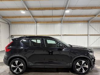 Vaurioauto  passenger cars Volvo XC40 70kWh Recharge 170kW Core 2022/4