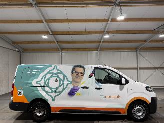 danneggiata veicoli commerciali Citroën Jumpy 2.0BlueHDI 130kW Automaat Comfort XL S&S 2017/3