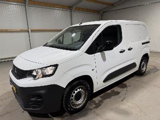 Peugeot Partner 1.2PT 81kW Premium picture 9