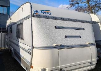 skadebil caravan Weinsberg  650 2000/1