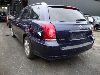 Toyota Avensis  picture 3