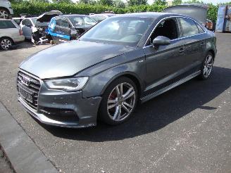 Dezmembrări autoturisme Audi A4  2014/1