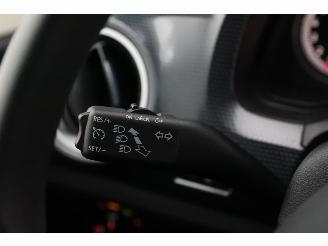 Volkswagen Up! 1.0 Clima Cruise Camera Orig NL! picture 21