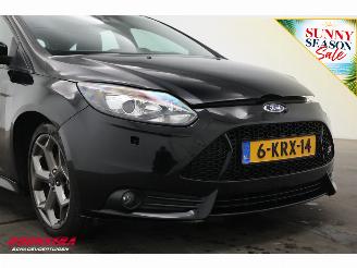 Ford Focus 2.0 EcoBoost ST-3 250 PK Schuifdak Leder Clima Cruise Camera SHZ picture 9