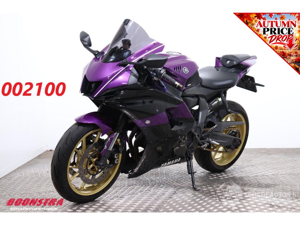 Yamaha R7 ABS LED Dominator Quickshift